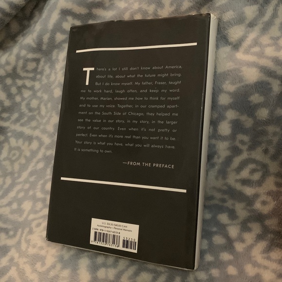 📚 NEW Becoming Michelle Obama Hardback Book Autobiography Memoir Pictures - Picture 12 of 16